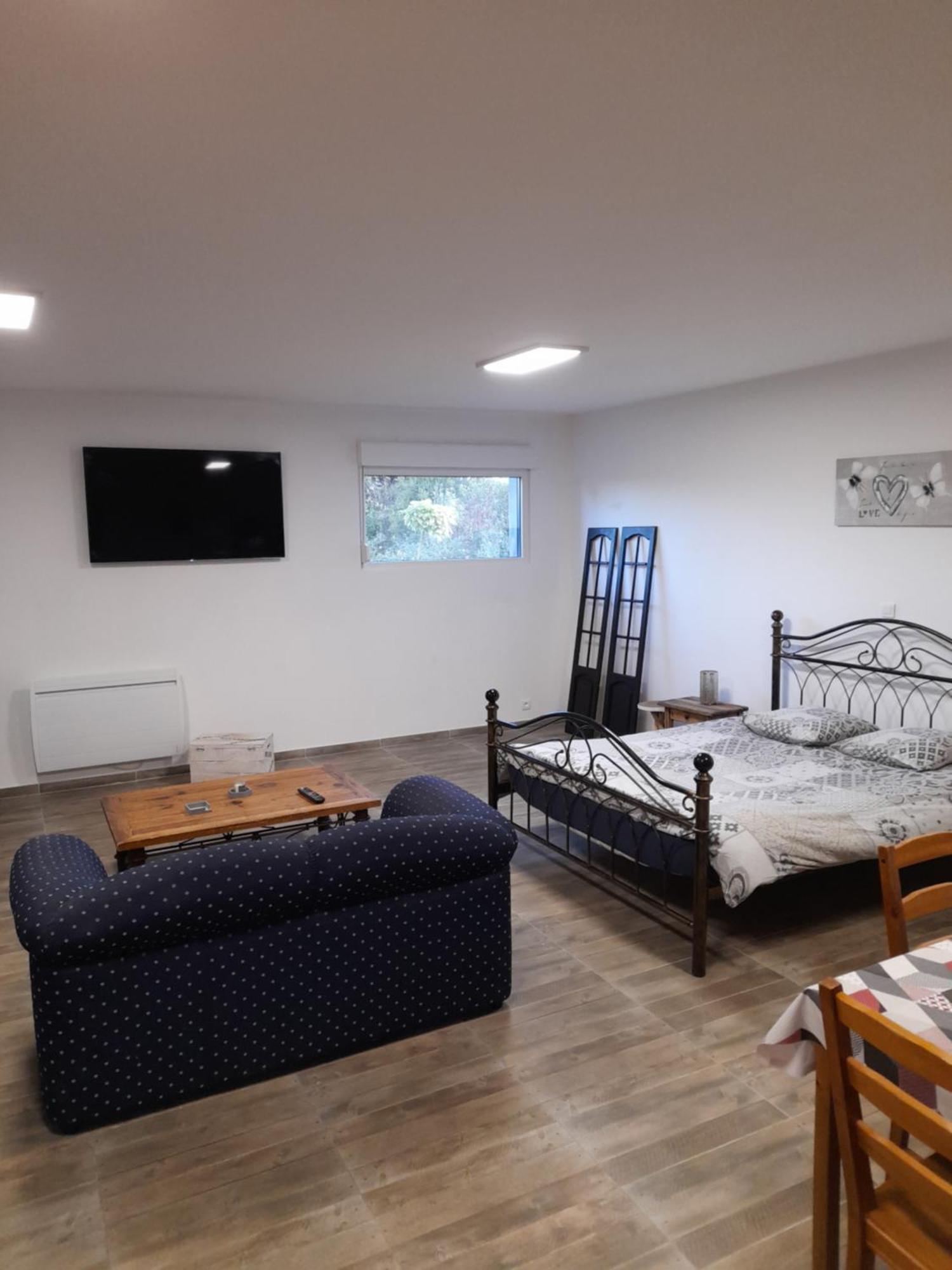 Chambre Coin Zen Fromelles Exterior photo